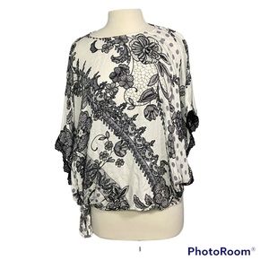 Chico White n Black Top size S/M